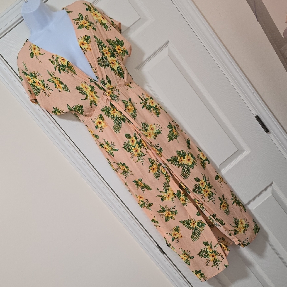 🆕️ Forever 21 Contemporary Floral Front-Open Mixi Dress (NWOT)